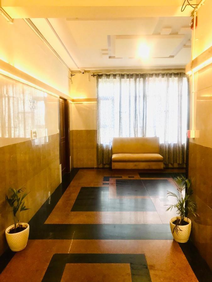 斋浦尔 Tulip Palm酒店 外观 照片